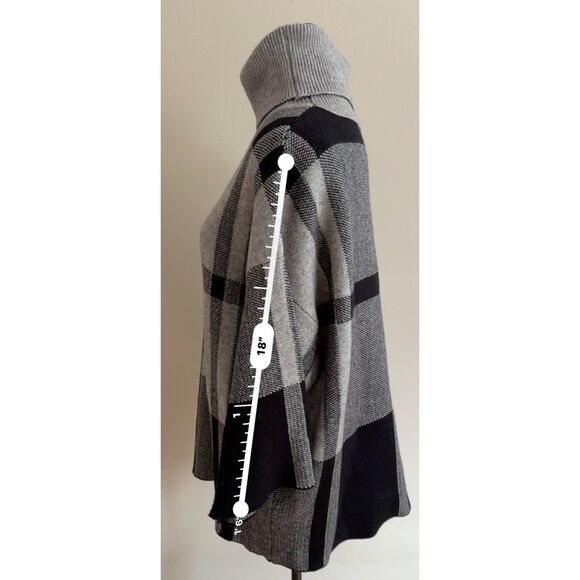 Rain + Rose turtle neck sweater in black and gray. Size XL. - Picture 6 of 8